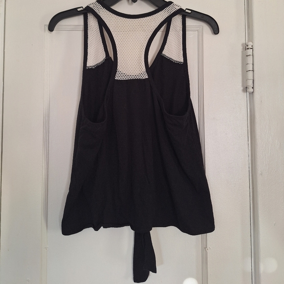 Workout Tank - Picture 3 of 4